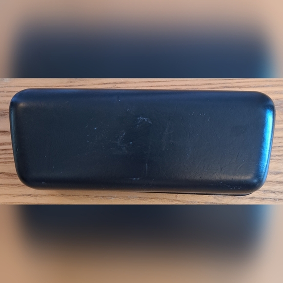 Diane Von Furstenburg DVF Black Hard Clam Shell Glasses Sunglasses Shades Case - Picture 2 of 8